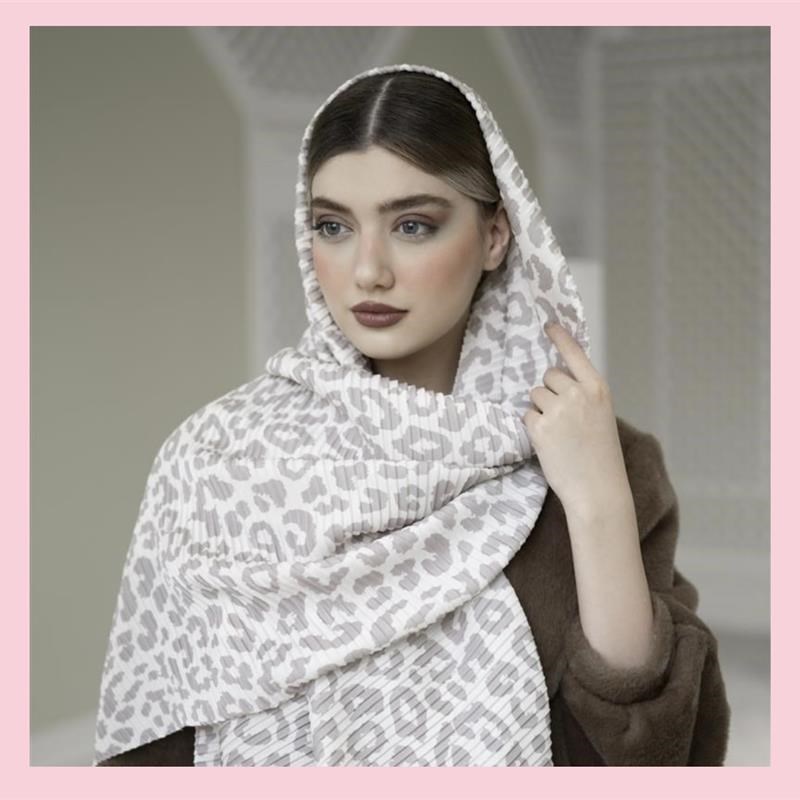 اوت لت پلیسه Creamy Leo mix colors