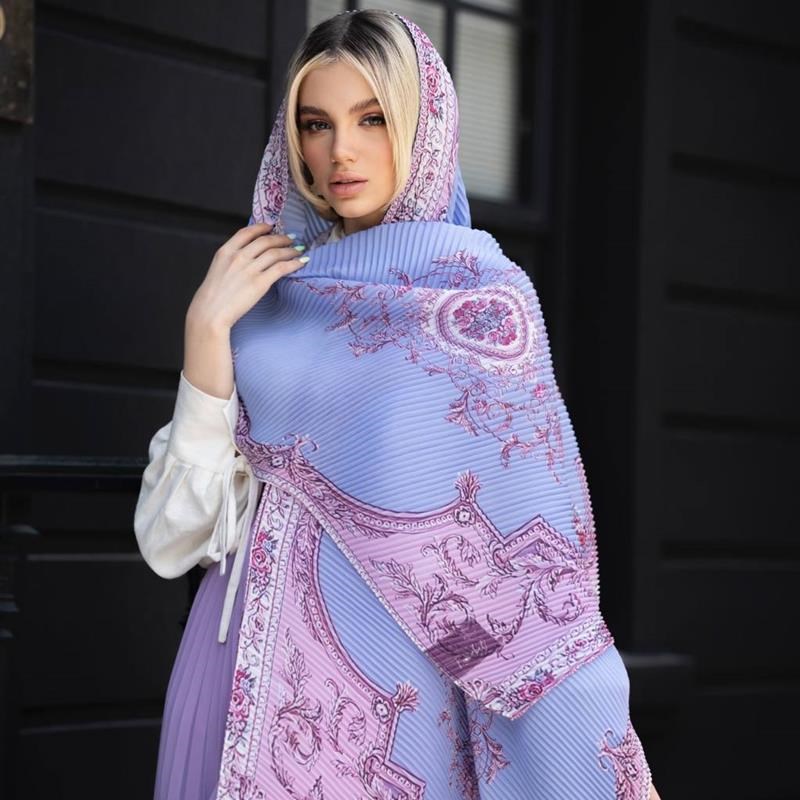 شال پلیسه آکاردئونی Motif rose bleu mix colors