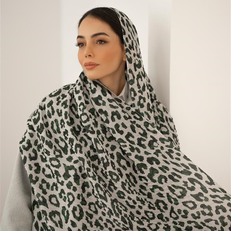 کد 816 شال پلیسه آکاردئونی Grassy Leopard mix colors